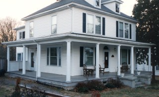 32 Hargrave Boulevard
