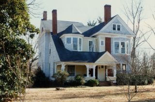Magnolia Manor