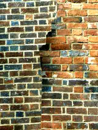 East chimney: rounded bricks