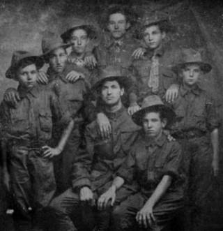 Bob White Patrol, 1910