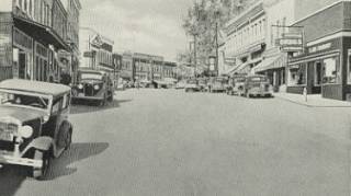 Main Street looking north from Pruden Street