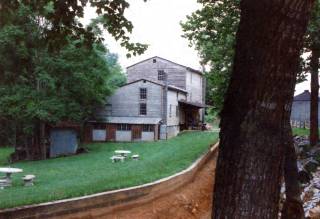 Tomahawk Mill