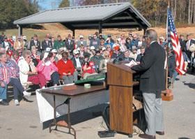 Dr. Harold Kushner Addresses Gathering