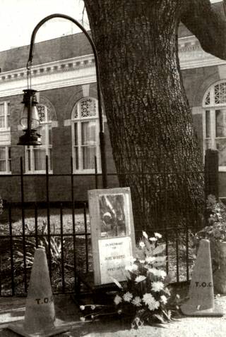 Streetside Memorial to Joe White