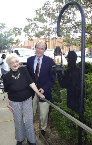 Frances Hurt and Henry Mitchell with Joe White Memorial