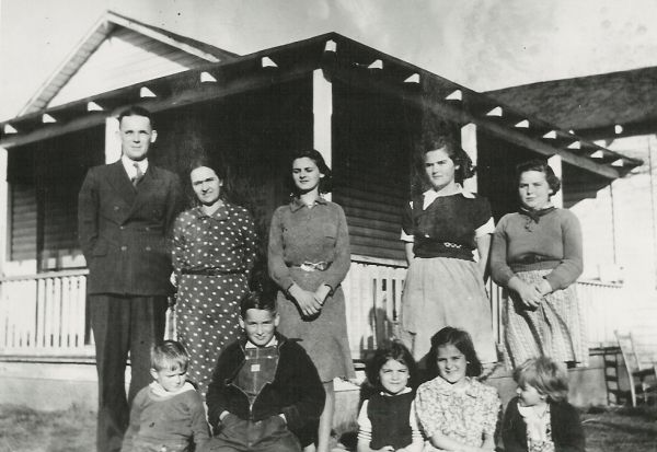 Dewey Yeatts family